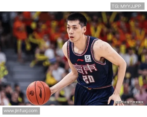 任骏飞领衔球队奋战赛季展现拼搏精神与团队合作的力量